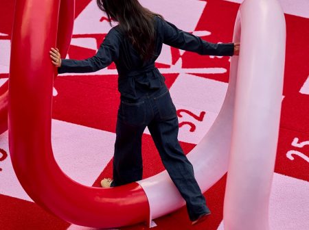 LIFE-SIZE SNAKES AND LADDERS